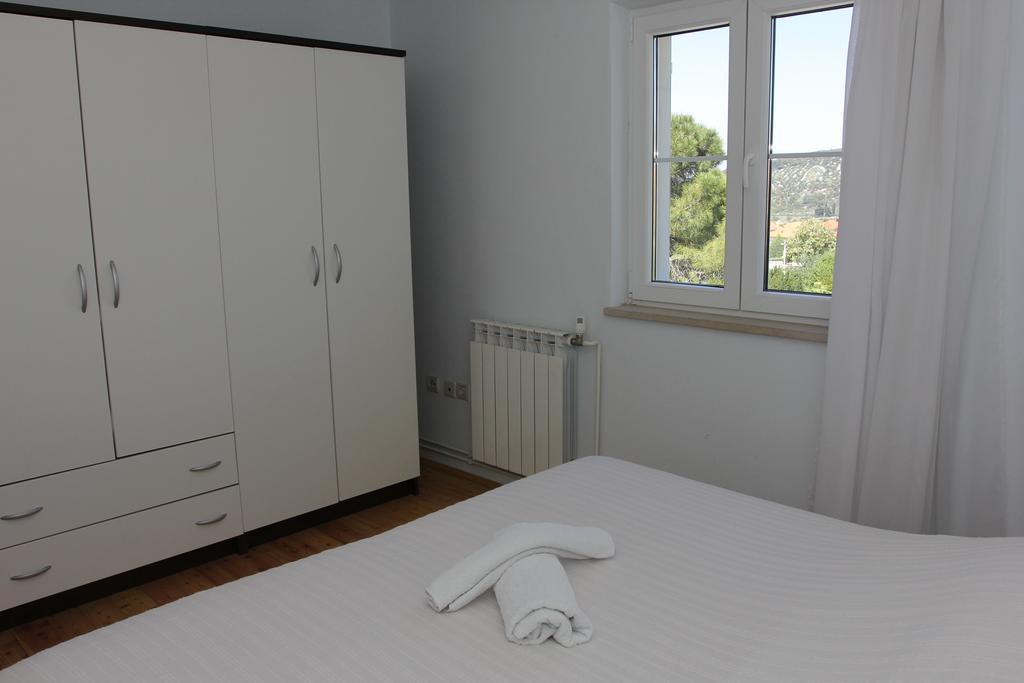 Nerezisca Holiday House Pine Tree מראה חיצוני תמונה