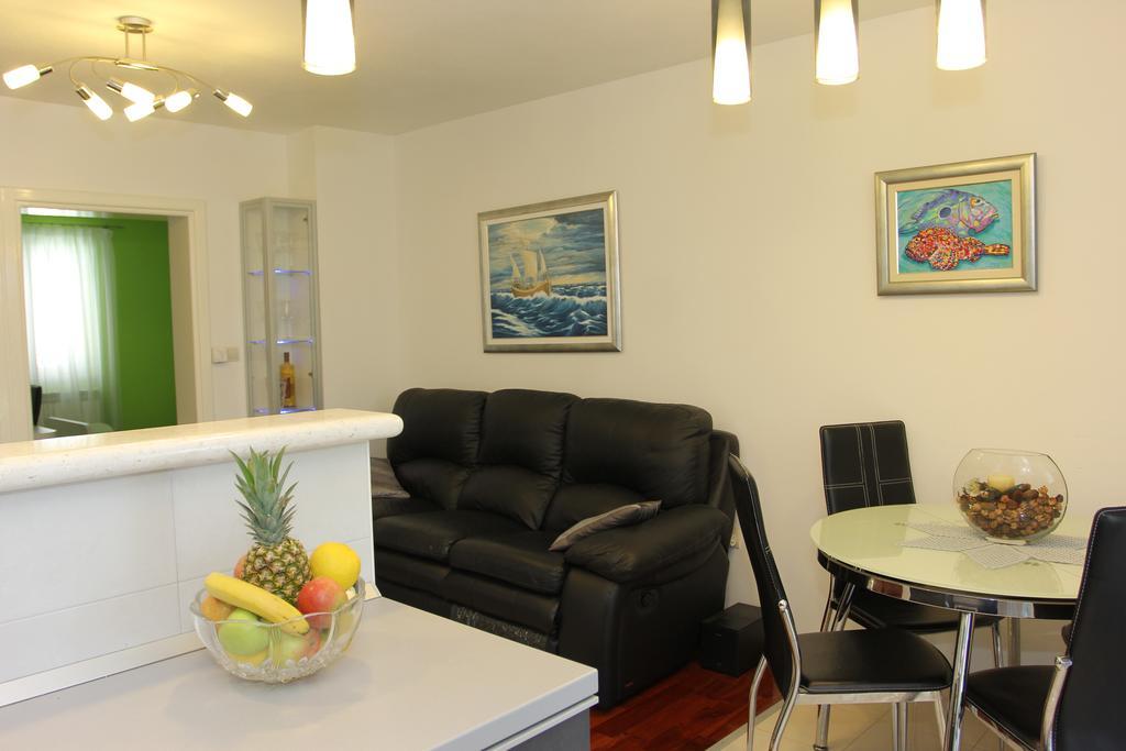 Nerezisca Holiday House Pine Tree מראה חיצוני תמונה
